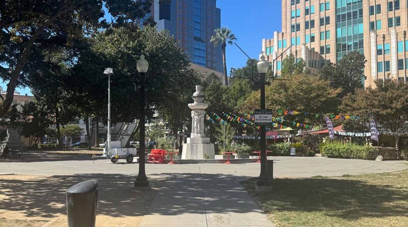 Labor wins vote on downtown plaza name